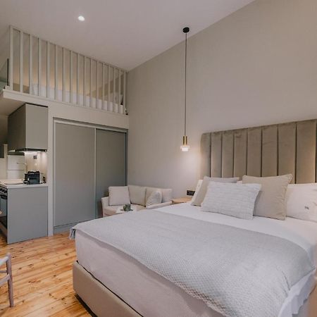 Sanrocco Suites -Corfu Town Luxury Apartments Экстерьер фото